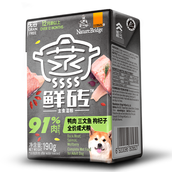 比瑞吉蒸鮮磚 全價成年期犬糧 鴨肉三文魚配方，添加枸杞子